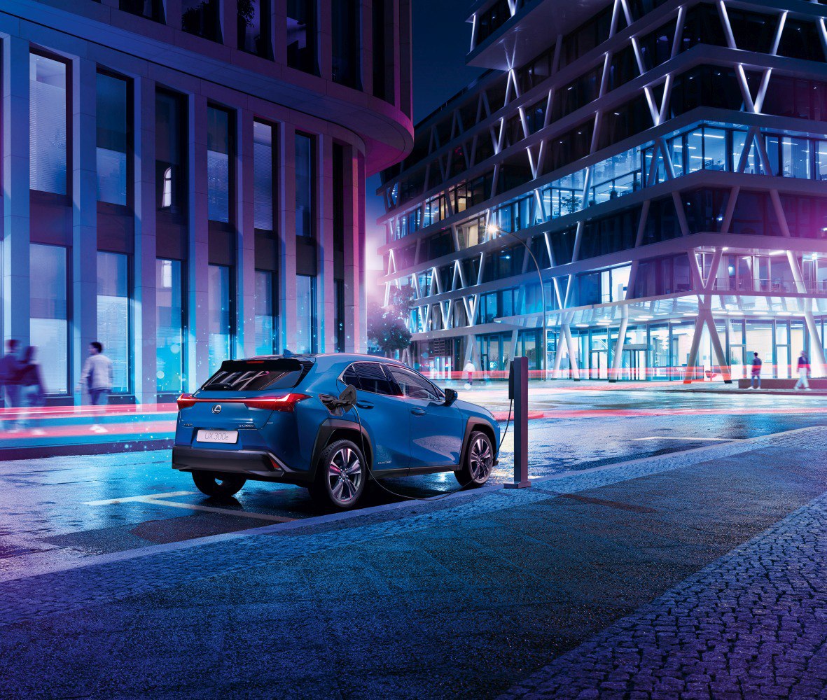 Lexus UX technical specifications and fuel economy